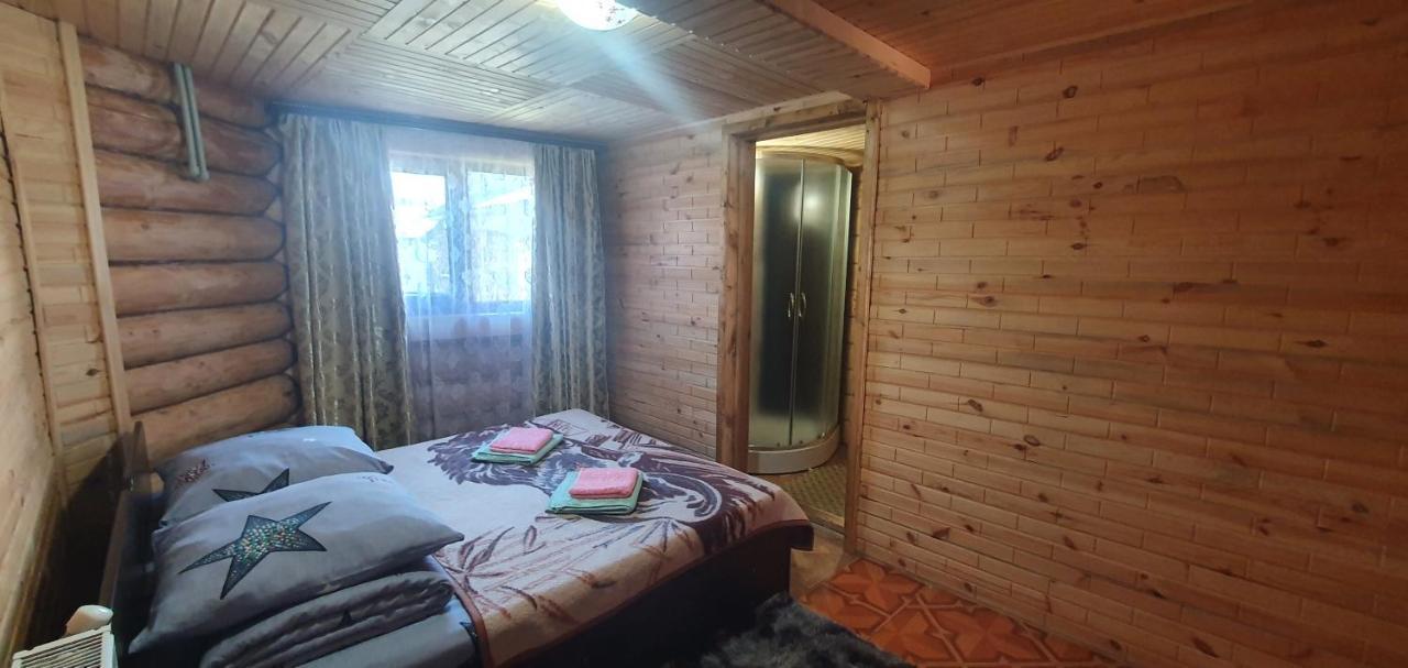 Villa Прутець Mykulychyn Esterno foto