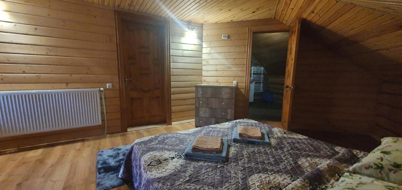 Villa Прутець Mykulychyn Esterno foto