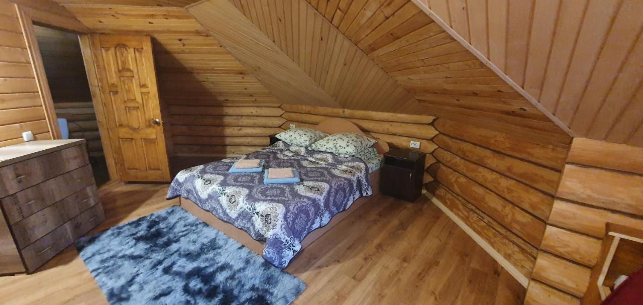 Villa Прутець Mykulychyn Esterno foto