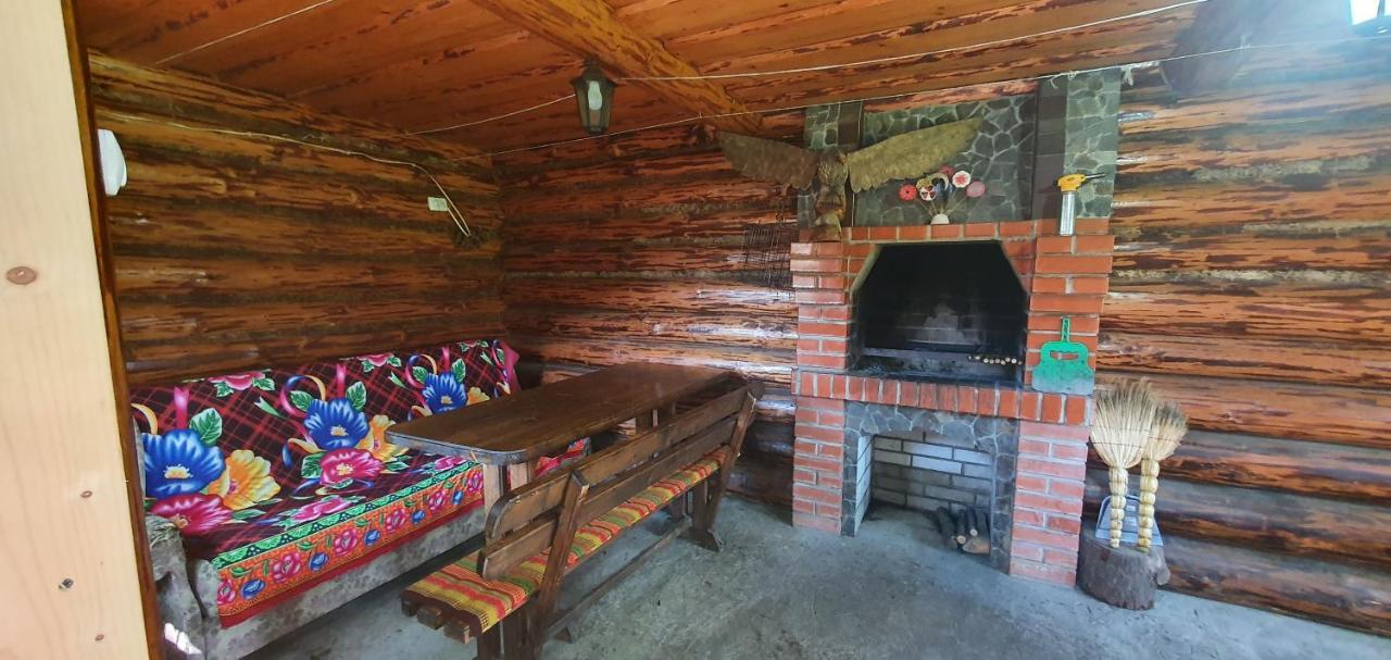 Villa Прутець Mykulychyn Esterno foto