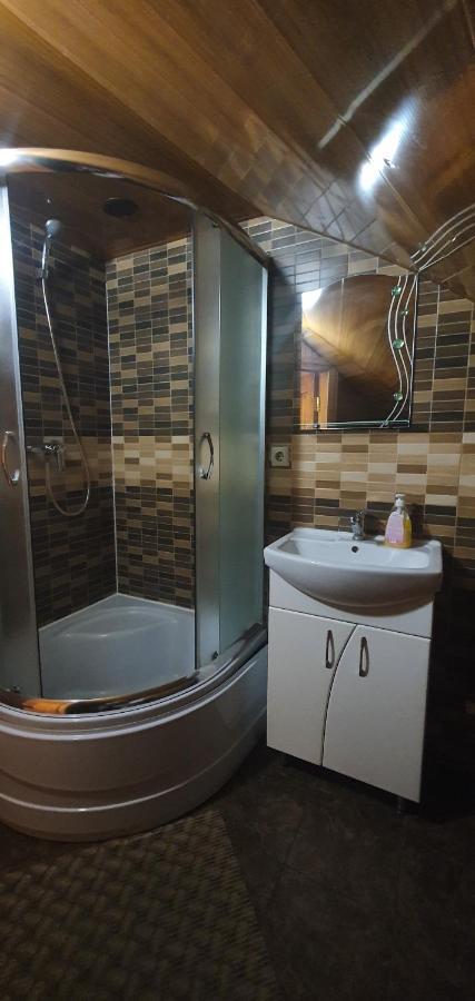 Villa Прутець Mykulychyn Esterno foto