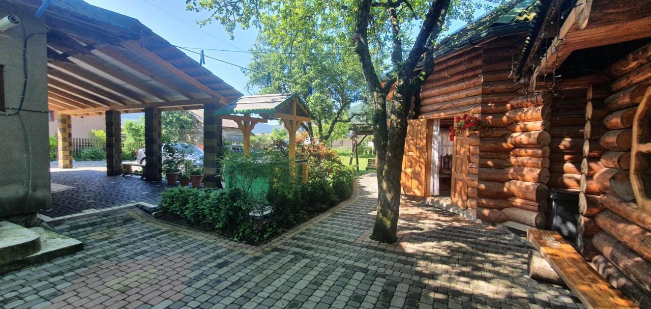 Villa Прутець Mykulychyn Esterno foto